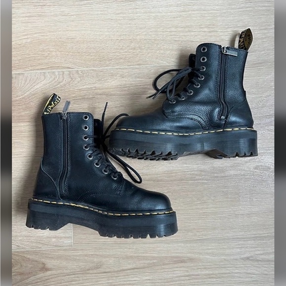 Dr. Martens Jadon Pisa Leather Platform Boots - Picture 1 of 6